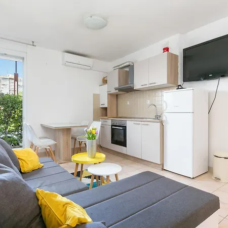 Appartamento With Parking Space - 24426 *